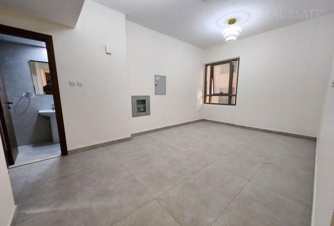 116824929 - Property Image 3