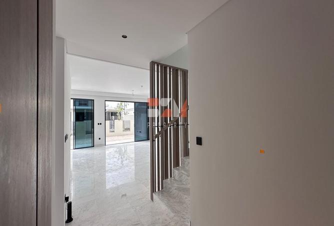 80273276 - Property Image 3