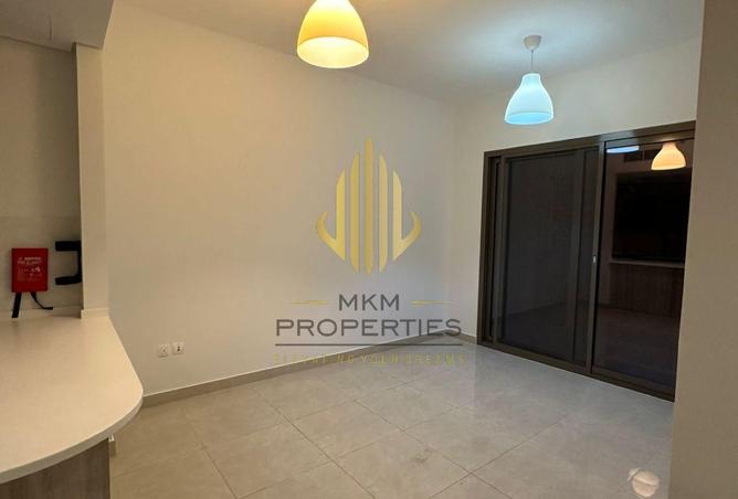 104697085 - Property Main Image