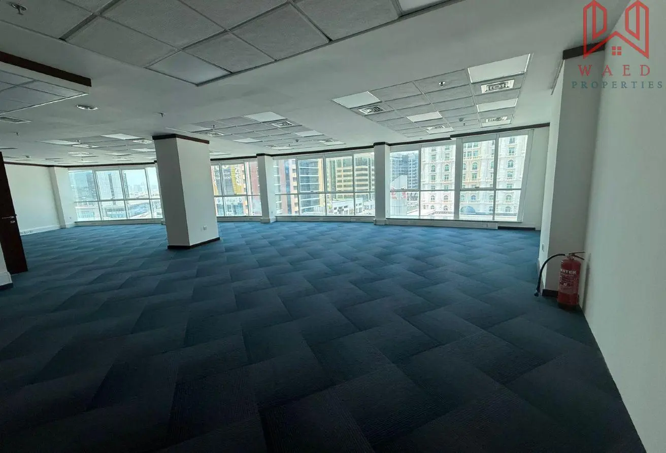 92710571 - Property Main Image