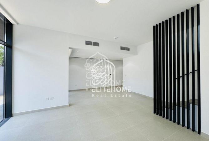 137006443 - Property Image 2