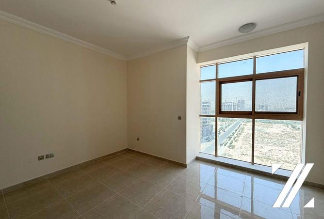141920239 - Property Image 3