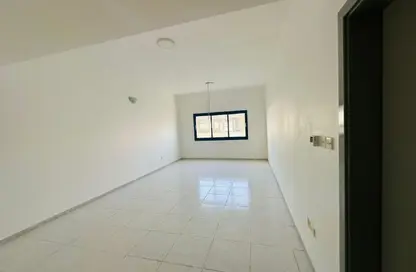 Apartment - 2 Bedrooms - 2 Bathrooms for rent in Al Majaz 1 - Al Majaz - Sharjah Apartment - 2 Bedrooms - 2 Bathrooms for rent in Al Majaz 1 - Al Majaz - Sharjah