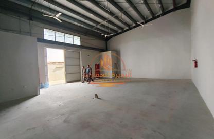 Warehouse - Studio - 1 for rent in Al Sajaa S - Al Sajaa - Sharjah