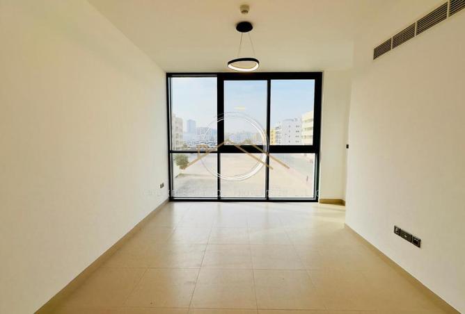 87038914 - Property Main Image