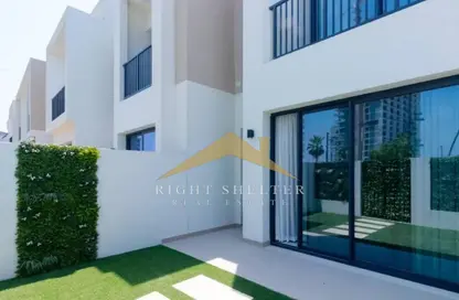 تاون هاوس - 2 غرف نوم - 3 حمامات للايجار في فيلات ماربيلا الثانية - ماربيا - ميناء العرب - راس الخيمة - رأس الخيمة