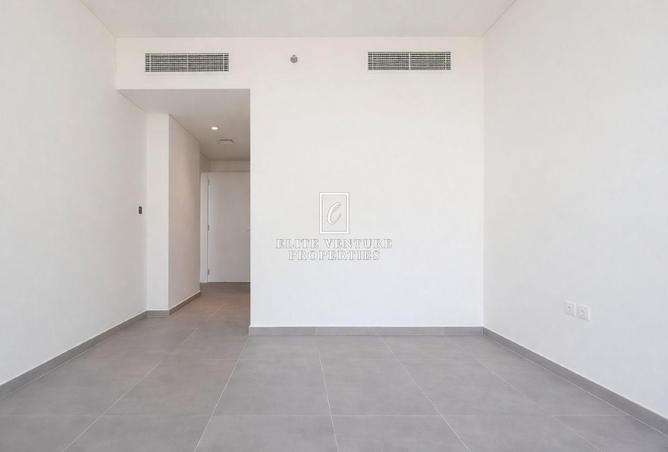 76984415 - Property Image 3