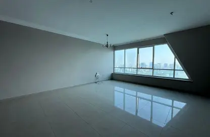 Apartment - 3 Bedrooms - 5 Bathrooms for rent in Al Majaz 3 - Al Majaz - Sharjah