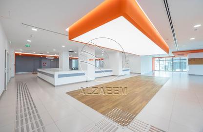 Show Room - Studio - 1 for rent in Baniyas Tower - Al Danah - Abu Dhabi