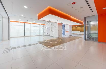 Show Room - Studio - 1 for rent in Baniyas Tower - Al Danah - Abu Dhabi