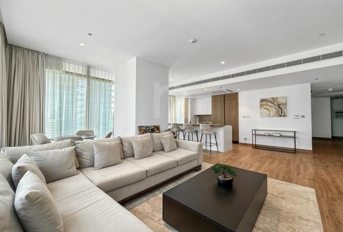98696404 - Property Image 2