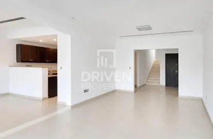 Townhouse - 2 Bedrooms - 3 Bathrooms for rent in District 12U - Jumeirah Village Circle - Dubai Townhouse - 2 Bedrooms - 3 Bathrooms for rent in District 12U - Jumeirah Village Circle - Dubai