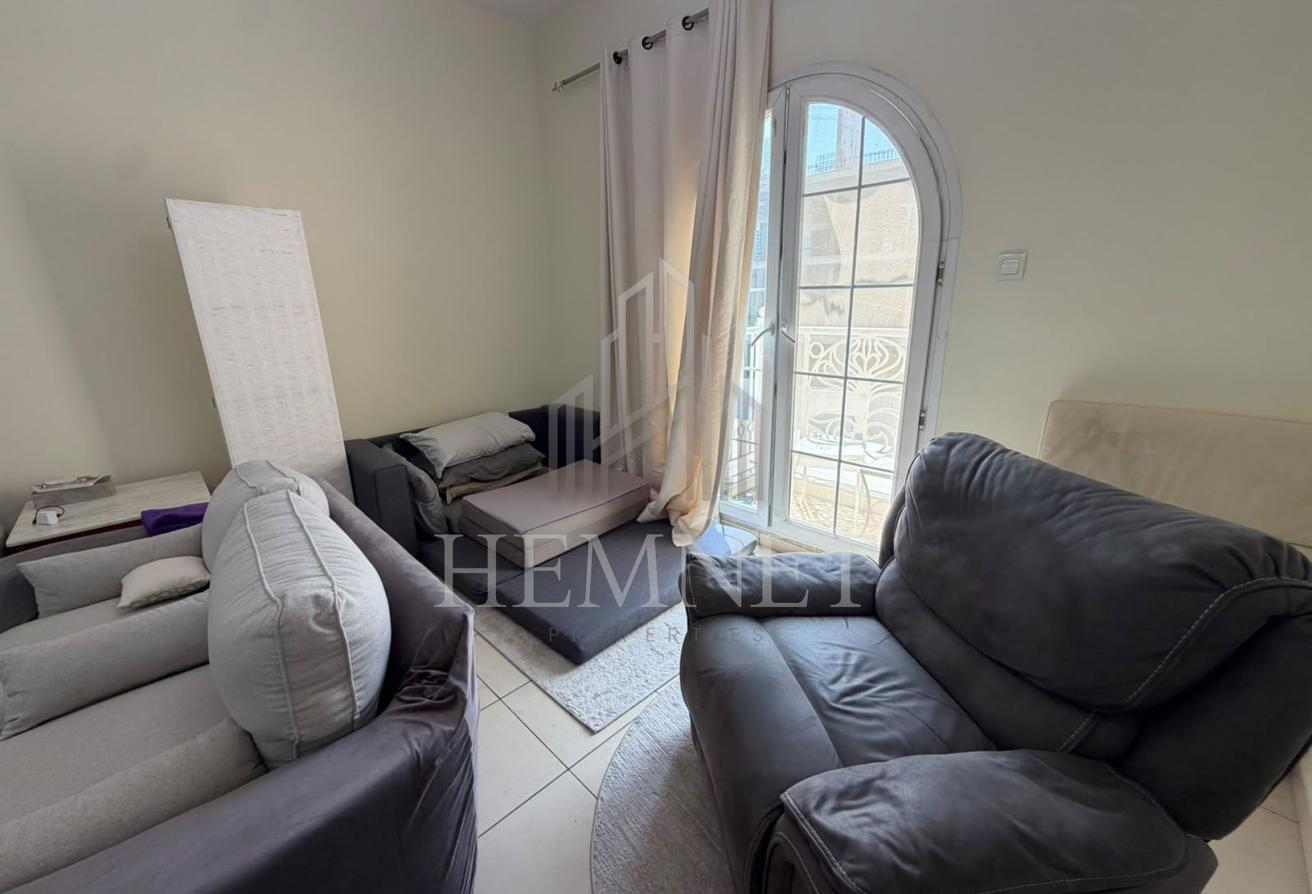 Large 1BHK | 2 Balconies | Fully Furnished photo 4