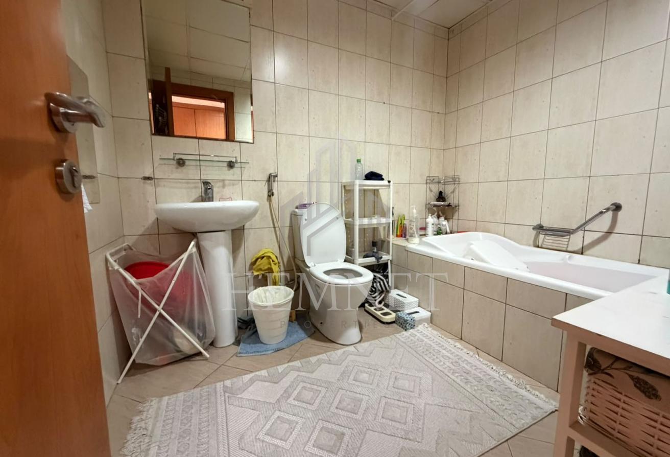Large 1BHK | 2 Balconies | Fully Furnished photo 16