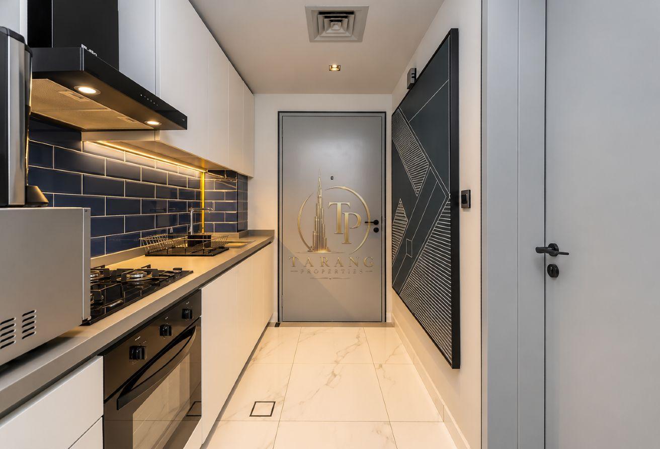Pool & Canal Views | Furnished Studio | Prime photo 5