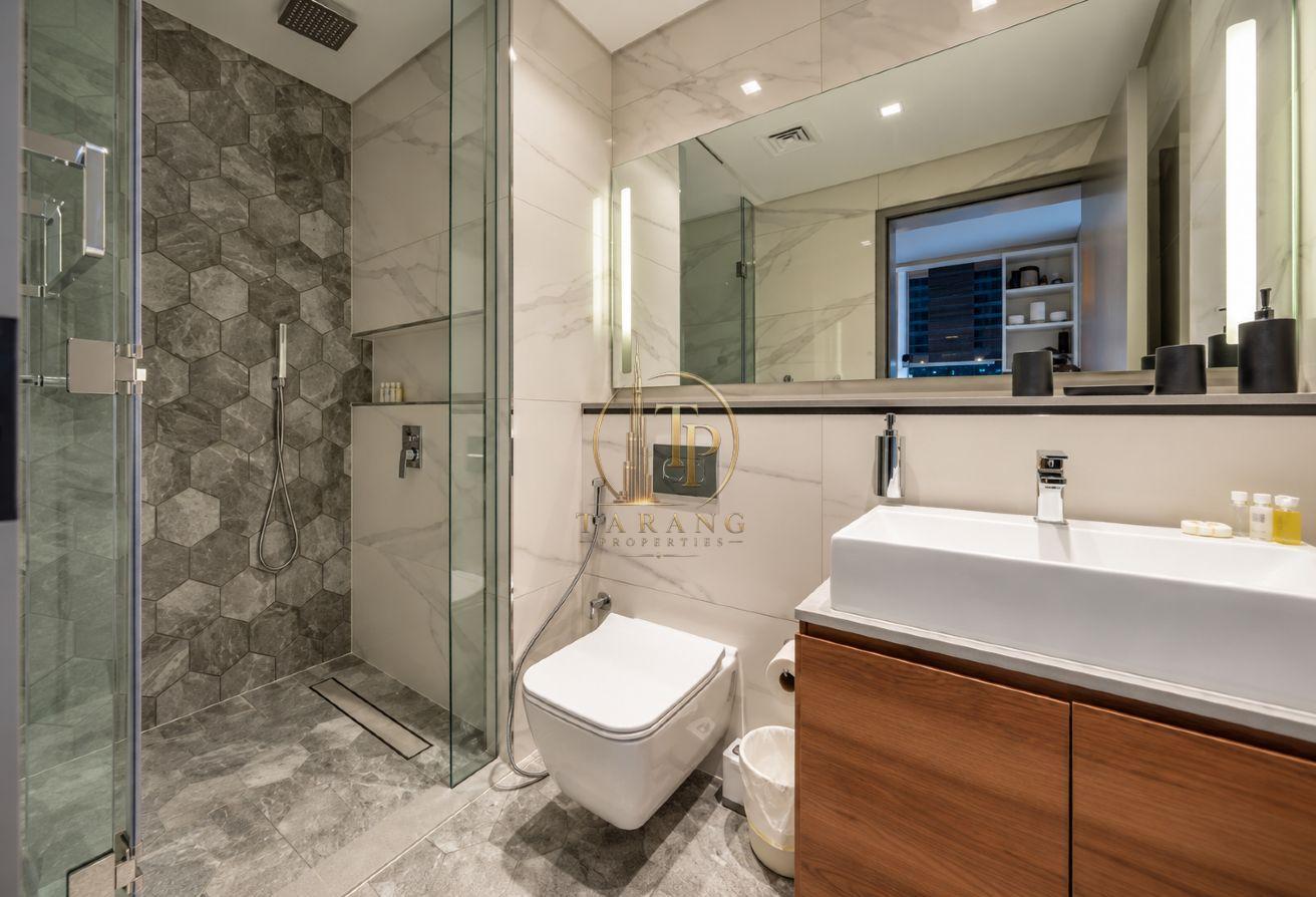 Pool & Canal Views | Furnished Studio | Prime photo 6
