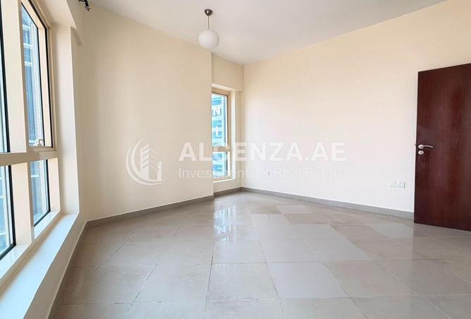 122000005 - Property Image 2
