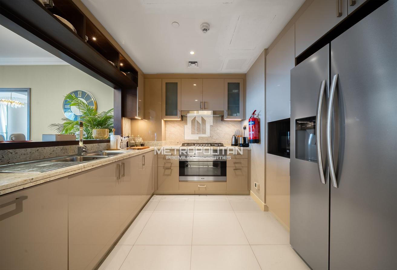 Fully Upgraded | Top Floor | Burj & Fountain View photo 8