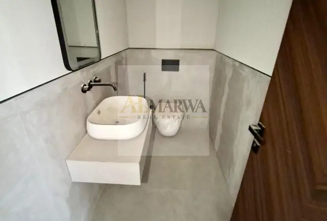 155588070 - Property Image 3