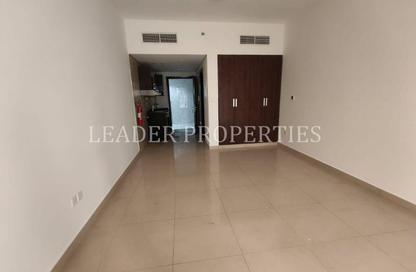 Apartment - Studio - 1 for rent in Royal JVC Building - District 10 - Jumeirah Village Circle - Dubai