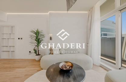 Apartment - 1 Bedroom - 2 Bathrooms for sale in Bay's Edge - Business Bay - Dubai
