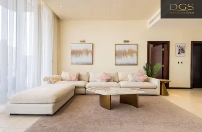 Apartment - 2 Bedrooms - 3 Bathrooms for rent in Tanzanite - Tiara Residences - Palm Jumeirah - Dubai