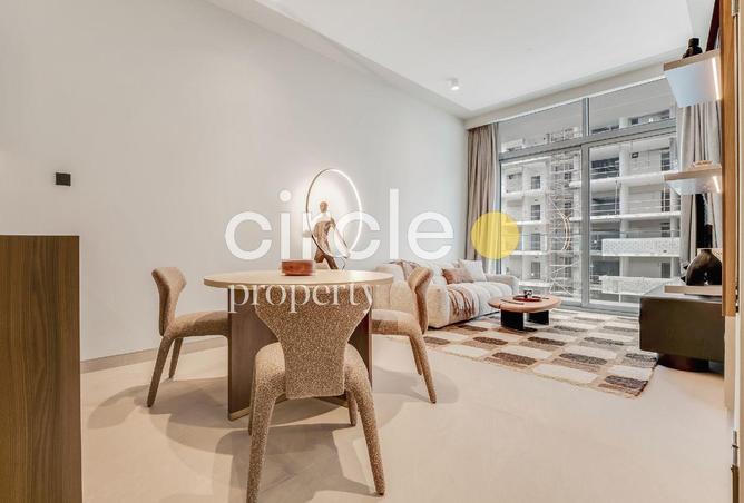 Modern 1 Bedroom | Fully Furnished | Road View photo 2