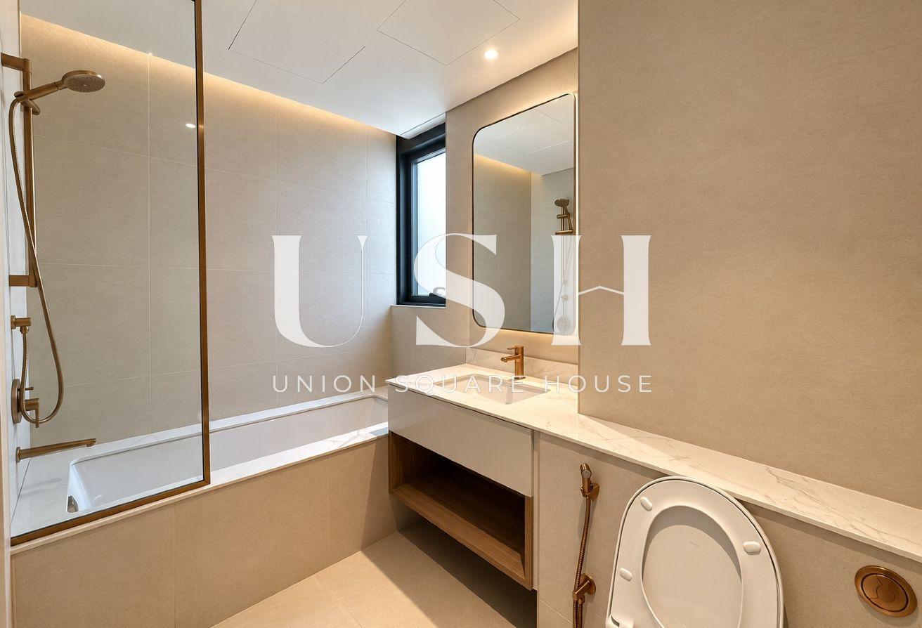 Newly Handed Over | Larger Plot | White Goods photo 10