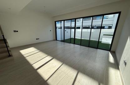 Townhouse - 4 - 3 for rent in Santorini - Damac Lagoons - Dubai Townhouse - 4 - 3 for rent in Santorini - Damac Lagoons - Dubai