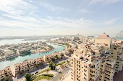 Apartment - 3 Bedrooms - 4 Bathrooms for rent in Royal breeze 2 - Royal Breeze - Al Hamra Village - Ras Al Khaimah