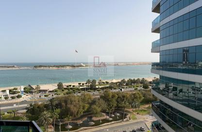 شقة - 3 غرف نوم - 4 حمامات للايجار في ابراج الساحل 2 - ابراج الساحل - شارع الكورنيش - أبوظبي