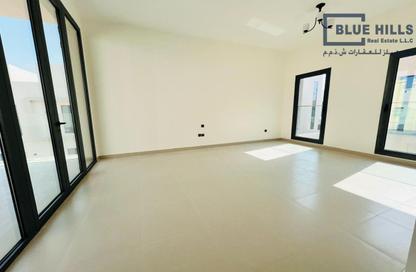 Villa - 4 - 6 for rent in Al Garhoud Villas - Al Garhoud - Dubai Villa - 4 - 6 for rent in Al Garhoud Villas - Al Garhoud - Dubai
