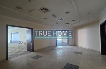 Full Floor - Studio - 6 for rent in New Al Taawun Road - Al Taawun - Sharjah