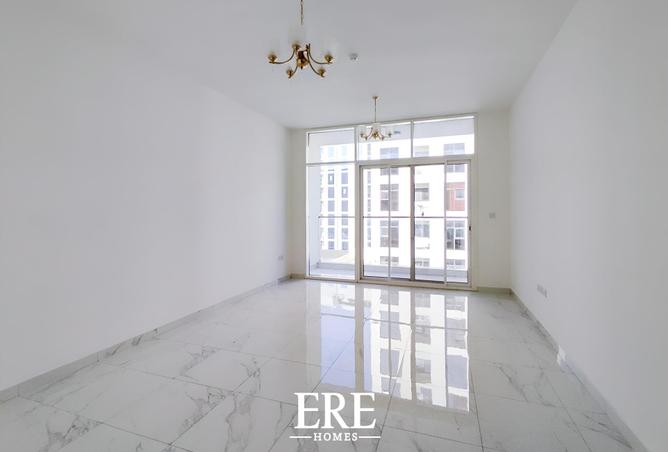 79823211 - Property Image 2