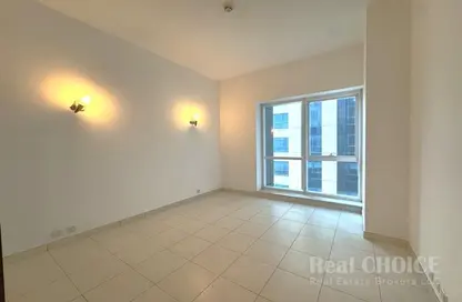 شقة - 2 غرف نوم - 3 حمامات للايجار في برج لطيفة - شارع الشيخ زايد - دبي شقة - 2 غرف نوم - 3 حمامات للايجار في برج لطيفة - شارع الشيخ زايد - دبي