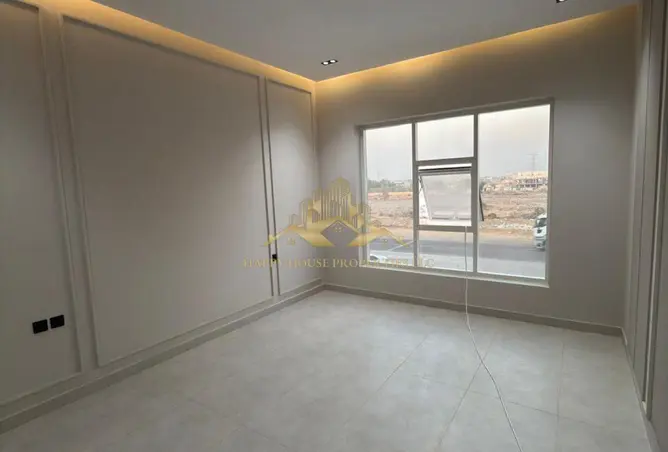 160532115 - Property Image 3