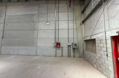 Warehouse - Studio - 1 Bathroom for rent in Ali Mousa Building - Al Sajaa Industrial - Al Sajaa - Sharjah