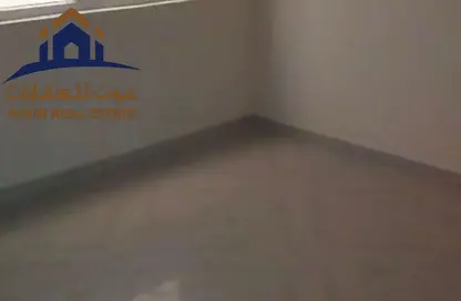 Apartment - 1 Bathroom for rent in Al Naba'ah 8 Building - Al Naba'ah - Al Sharq - Sharjah