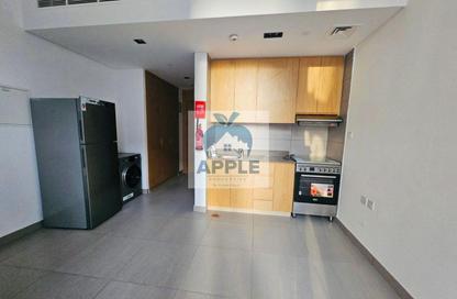 Apartment - Studio - 1 Bathroom for rent in Al Mamsha - Muwaileh - Sharjah