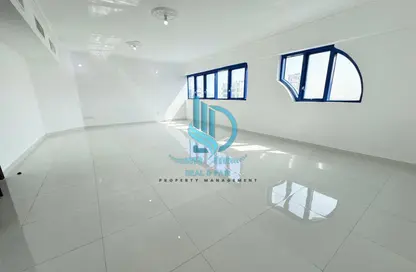 Apartment - 4 Bedrooms - 4 Bathrooms for rent in Al Falah Street - City Downtown - Abu Dhabi