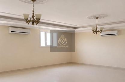 Villa - 5 - 6 for sale in Arabian Style - Al Reef Villas - Al Reef - Abu Dhabi