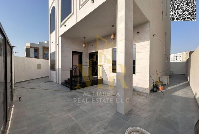 88734207 - Property Image 2