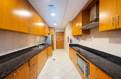 شقة - 2 غرف نوم - 3 حمامات للايجار في منازل الصفا - الخليج التجاري - دبي