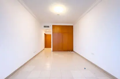 شقة - 2 غرف نوم - 3 حمامات للايجار في منازل الصفا - الخليج التجاري - دبي