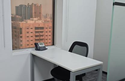 مركز أعمال - استوديو - 2 للايجار في مساكن كورنيش عجمان - طريق كورنيش عجمان - عجمان