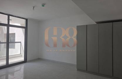 Apartment - 2 Bedrooms - 3 Bathrooms for rent in Aras Heights - Majan - Dubai Apartment - 2 Bedrooms - 3 Bathrooms for rent in Aras Heights - Majan - Dubai