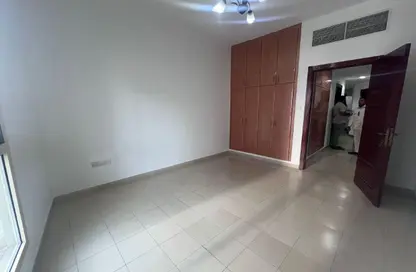 شقة - 3 غرف نوم - 4 حمامات للايجار في شارع التعاون الجديد - التعاون - الشارقة