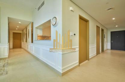 Apartment - 3 Bedrooms - 4 Bathrooms for rent in Downtown Views - Zabeel 2 - Zabeel - Dubai