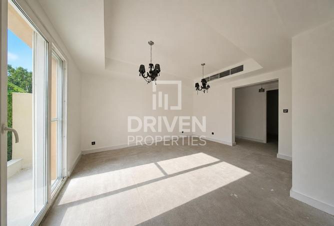 123824378 - Property Image 2