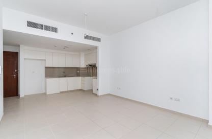 Apartment - 2 Bedrooms - 2 Bathrooms for rent in Zahra Apartments 2A - Zahra Apartments 2 - Zahra Apartments - Town Square - Dubai